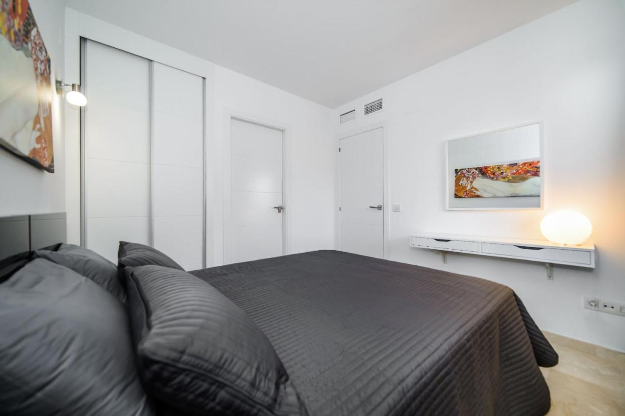 Espanhouse Elvis Apartment Torrevieja Luaran gambar